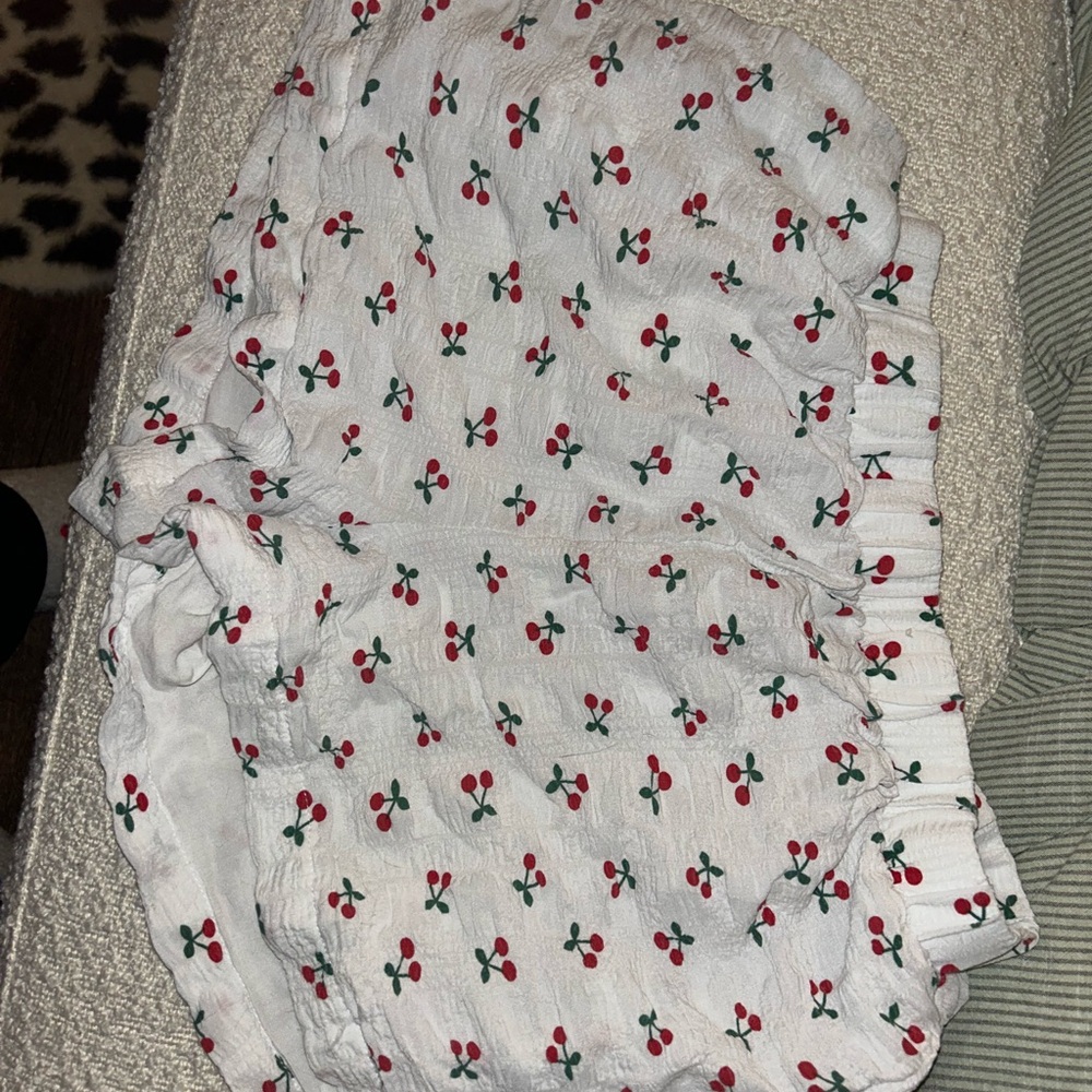 Cherry Print White Women's Shorts